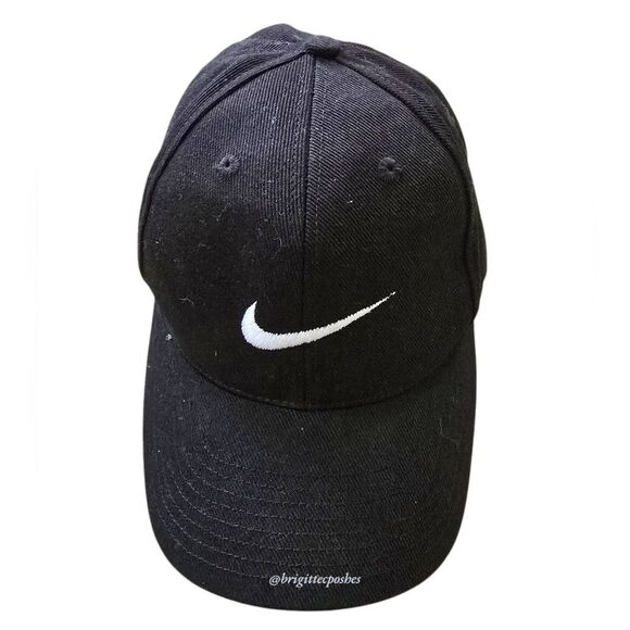 NIKE Unisex Black Adjustable Cap - Picture 1 of 7